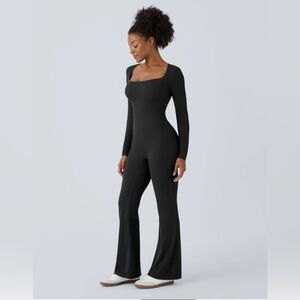 HALARA Square Neck Long Sleeve Waffle Casual Vlack Flare
Jumpsuit